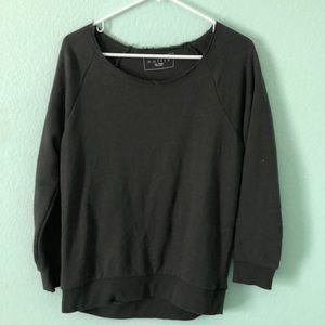 Super cute grey sweater, perfect for any outfit!